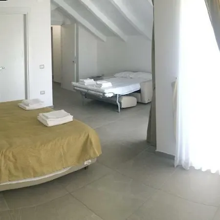 Donatella 4*