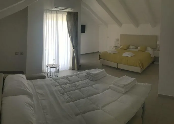 Donatella 4*