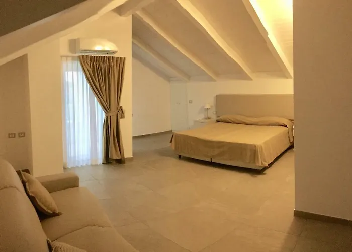 Donatella 4*